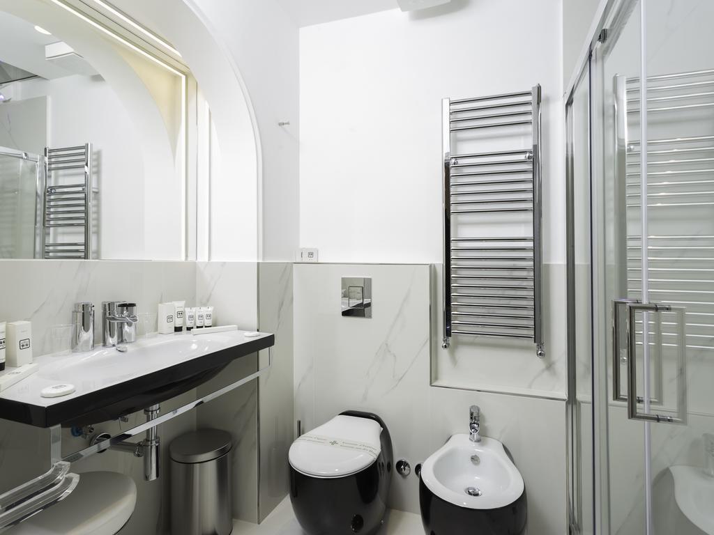 Queen Palace Suites روما المظهر الخارجي الصورة