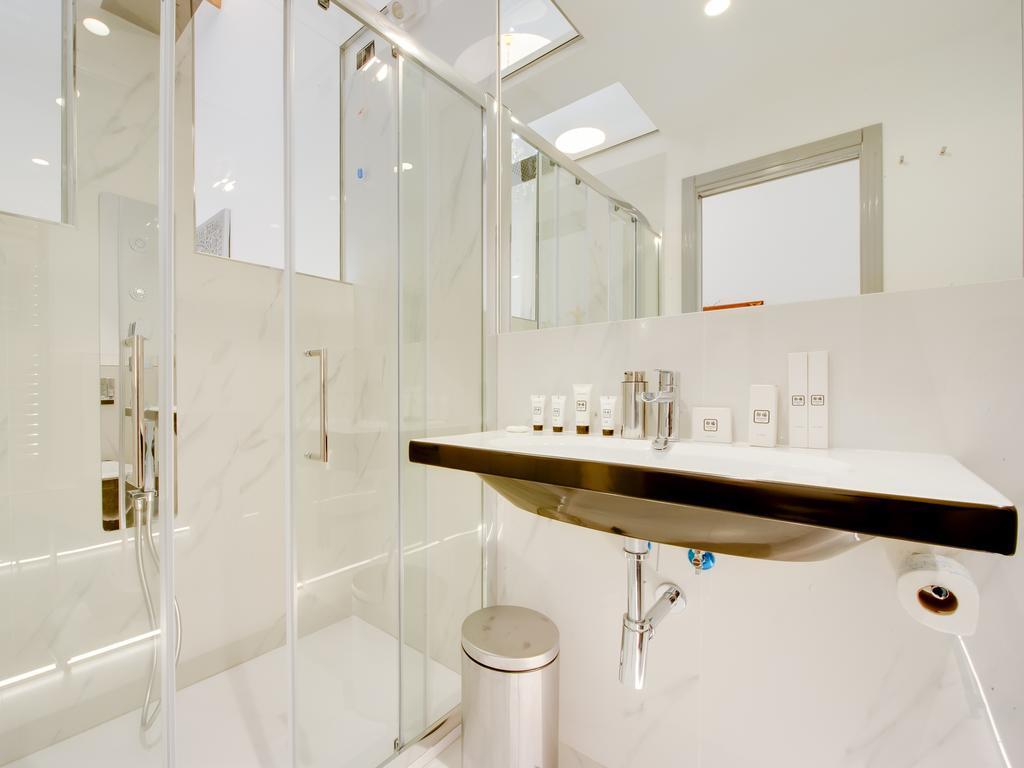 Queen Palace Suites روما المظهر الخارجي الصورة