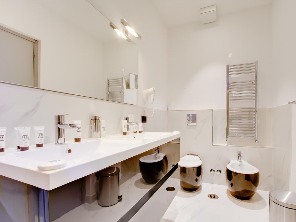 Queen Palace Suites روما المظهر الخارجي الصورة